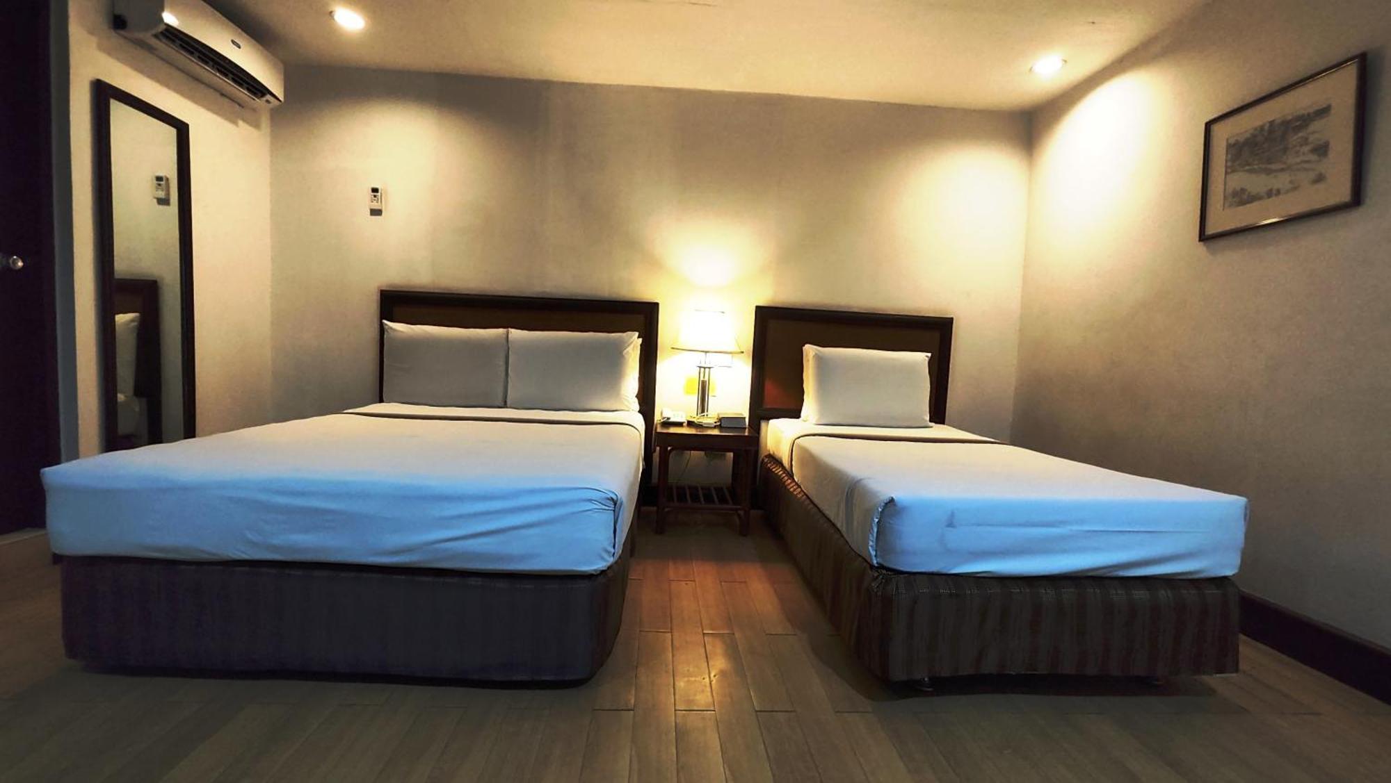 Rajah Park Hotel By Hiverooms Cebu Екстер'єр фото